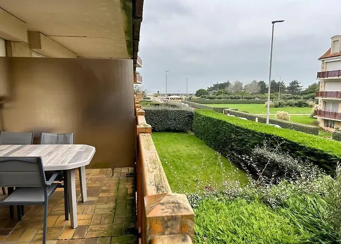 La Seigneurerie Le Grand دوفييل